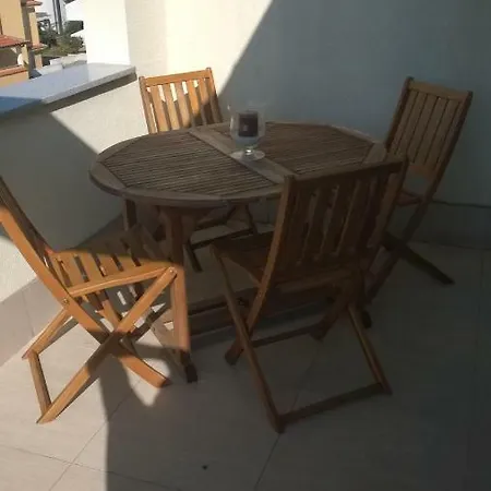 Vjera Apartment *